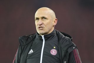Le Servette FC de Thomas Häberli accuse désormais 6 points de retard sur Bâle KEYSTONE/CHRISTIAN BEUTLER